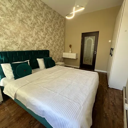 Urban Waves With 2 Bedrooms And Terace Apartamento