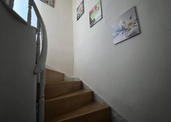 Urban Waves With 2 Bedrooms And Terace * Köstence