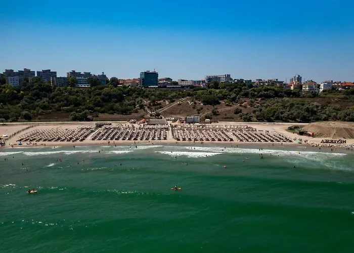 Urban Waves With 2 Bedrooms And Terace * Constanta